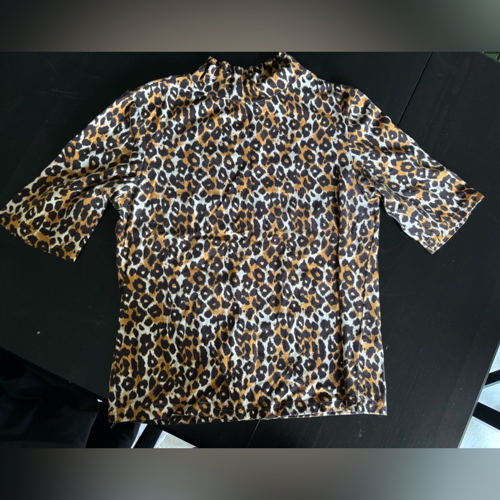 Anthropologie Brown& Orange Leopard Print Short Sleeve Mock Neck Tee